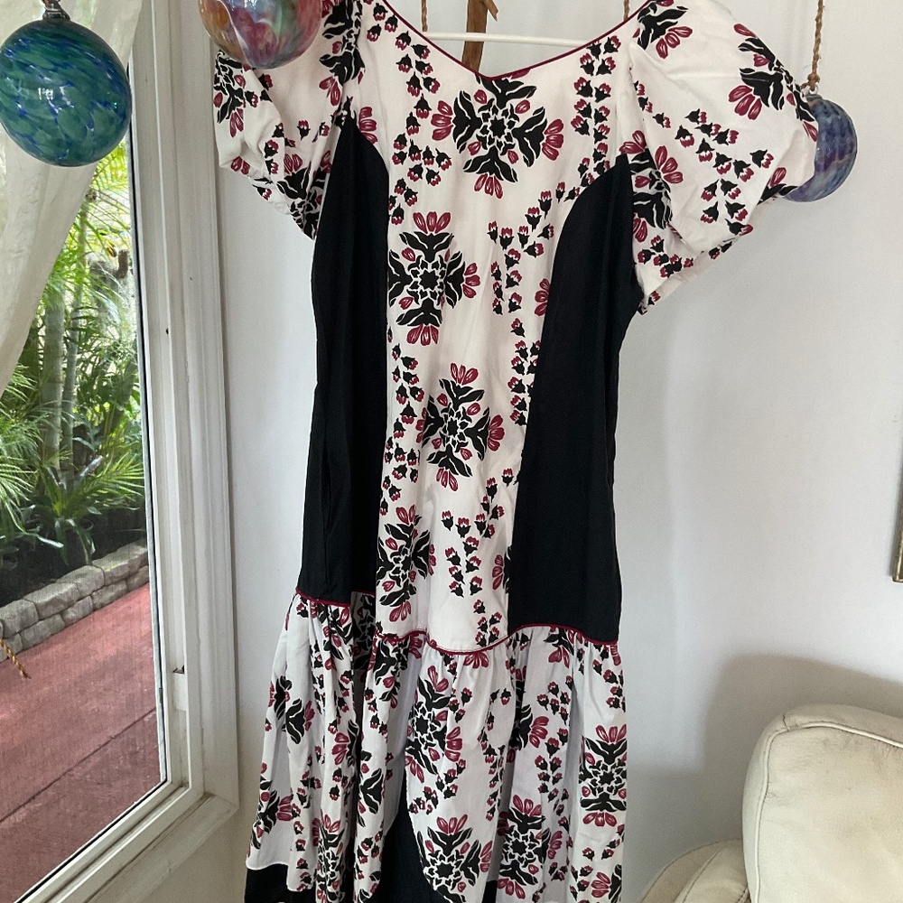 VTG Tria By Tori Richard’s Shorty Muumuu